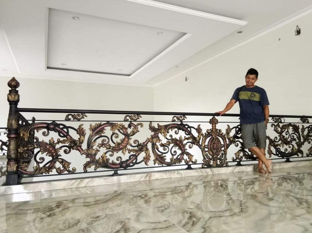 Pagar Besi Tempa Karyamandiri untuk Properti Sultan