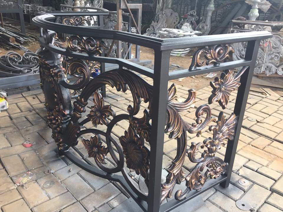 Pagar Besi Tempa Klasik Ambarawa Mewah Elegan