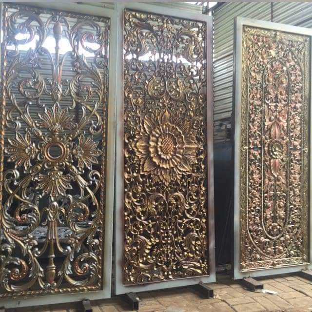 Pintu Gerbang Besi Tempa Klasik Temanggung dengan Sentuhan Modern Elegan