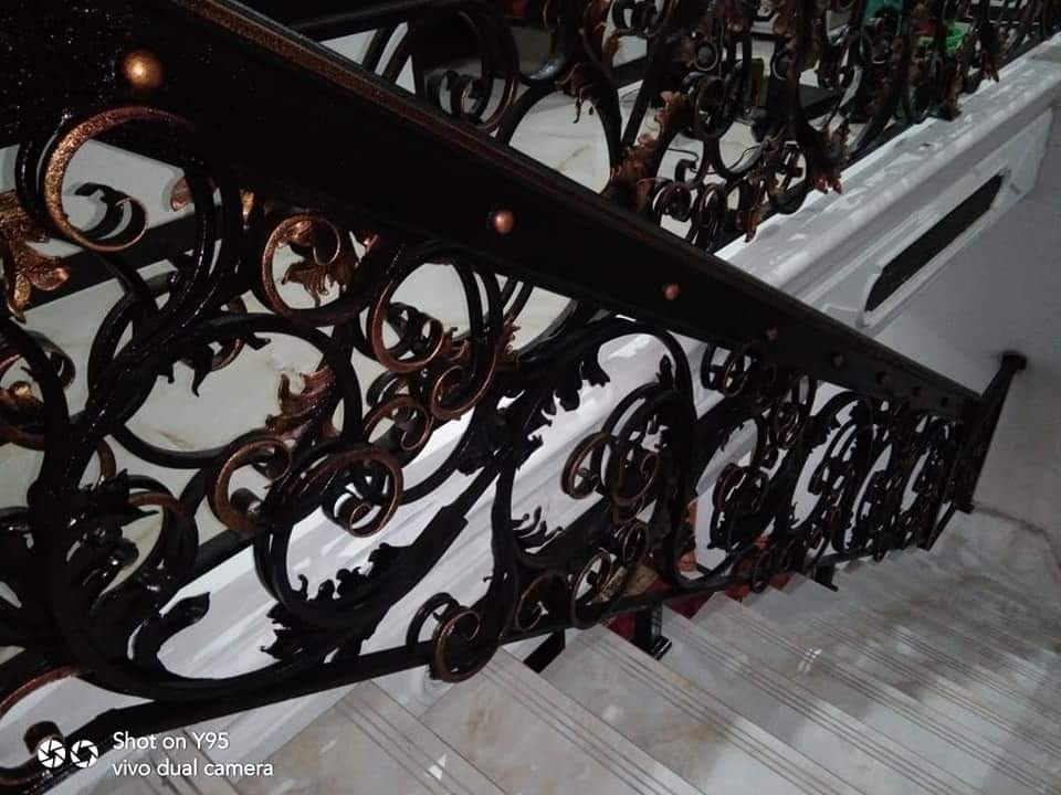 Keindahan Abadi Railing Tangga Besi Tempa Tegal Railing Tangga Besi Tempa Klasik Mewah Tegal