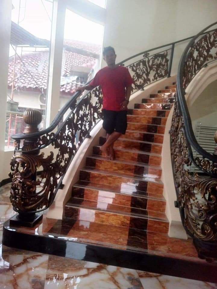 Railing Tangga Klasik Modern Mewah Cilacap Besi Tempa Karyamandiri.id
