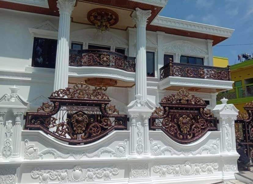 Karya Seni Besi Tempa Temanggung Detail Ornamen Besi Tempa Klasik