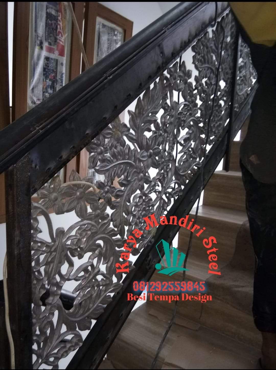 Keindahan Railing Tangga Besi Tempa Klasik Minimalis di Sleman Railing Tangga Klasik Minimalis Mewah Sleman Modern Elegan